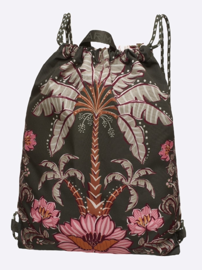 image_c4a60b82-bc3a-4cc0-a16d-c98ef71b3d80