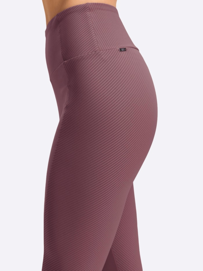 image_2d789428-b0b1-4eb3-8275-4c0ef3369065