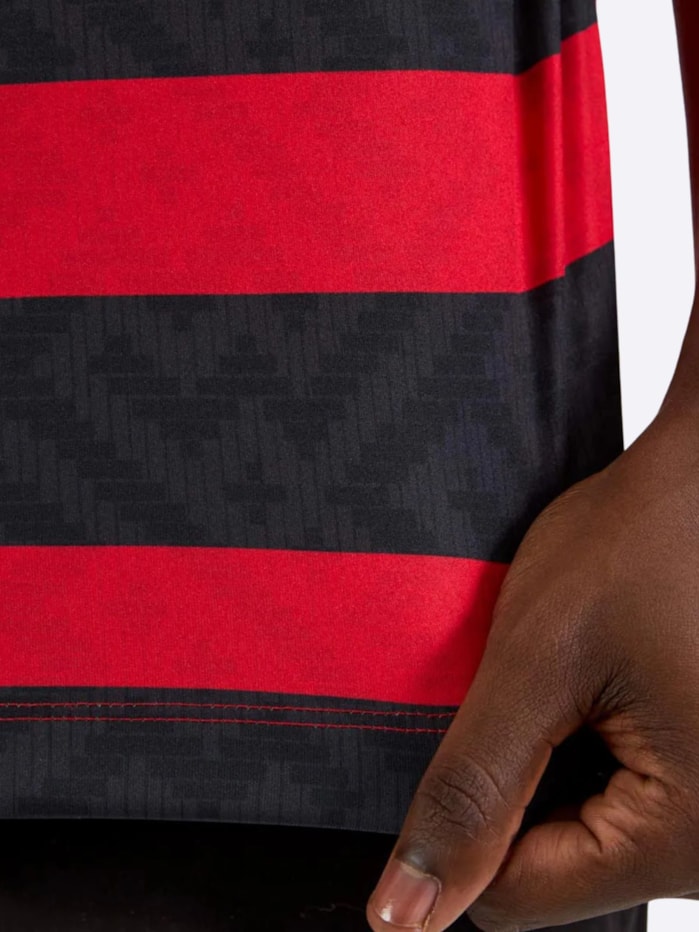 image_db7c4b9d-63e4-4b67-9bb8-9e080de3a104