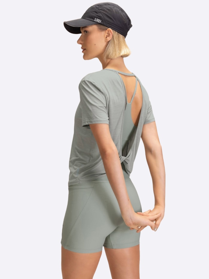 image_34b293e3-c6e8-4eca-b8a8-a8411c9d3e72