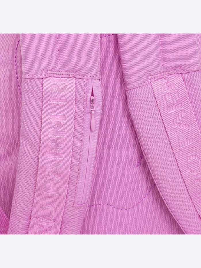 image_e8a46a74-8b4e-4c14-9f76-28f48e257799