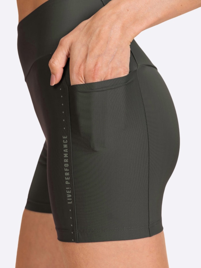 image_72648111-ae49-407f-b5f8-ddc425ca61ff