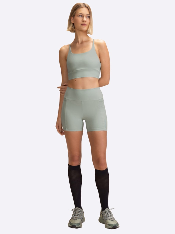 image_d056f227-1633-4087-b184-4cbffc959a9c